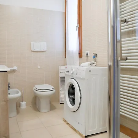 Grabbia 3b By Design Apartament *